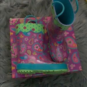 Rain boots